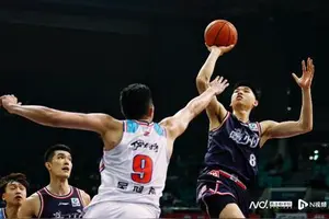  如何在锦标赛中脱颖而出：年轻篮球选手的制胜之道